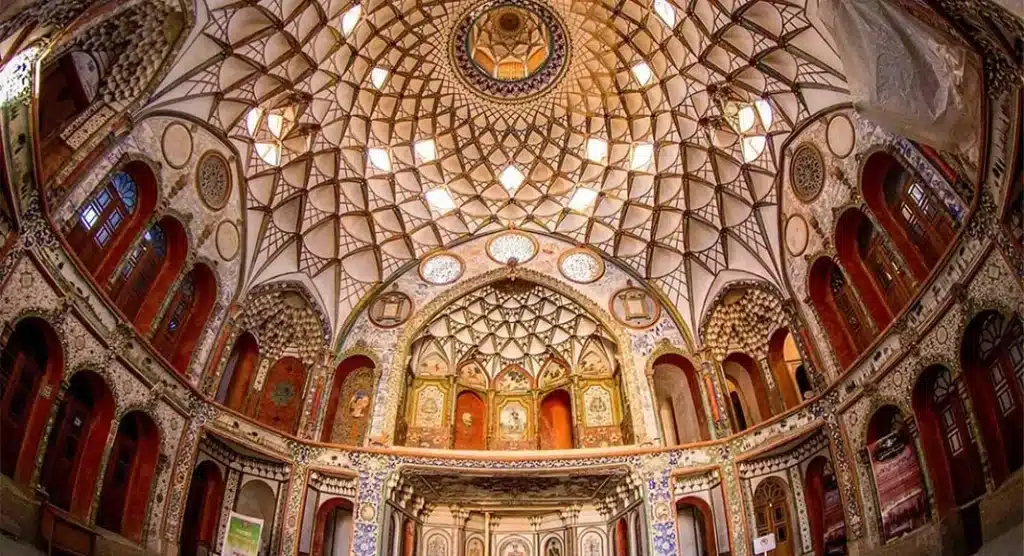 سقف خانه تاریخی